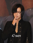 ‘미남’ 장근석,“앙드레김 헤어스타일? 극중 설정일 뿐”