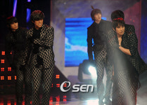 [사진]2PM,엣지있게!