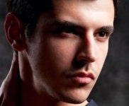 남성들이 원하는 성형수술 1순위는?