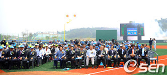 [사진]익산서 야구 국가대표 훈련장 준공