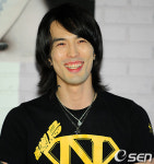 [사진]노라조-이혁,쉬즈곤을 부르게되어 영광