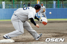 [사진]이대호, 송구 좋고, 수비 좋고