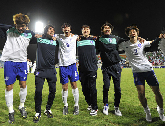 2026 북중미 월드컵 아시아 3차 예선 2차전, 한국 축구대표팀 오만전 대비 긴장 속 훈련 준비