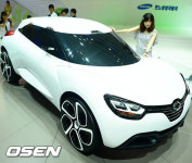 [사진]UFO를 닮은 르노삼성 컨셉트카-캡처