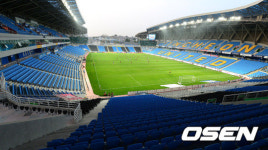 [사진]인천축구전용구장, 환호도 야유도 없다