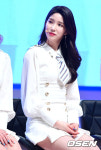 [사진]라붐 지엔,우아한 웨이브 헤어