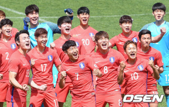 [사진]U-20 축구대표팀,'승리의 함성'