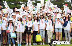 [사진]한국 골프의 미래 KLPGA 키즈 골프단 어린이들