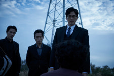 [Oh!쎈 컷]냉혈한 유지태 표 검사..꾼 스틸 2종 공개