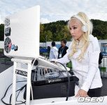 [사진]DJ DD,화려한 디제잉
