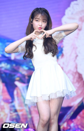 [사진]오마이걸 승희,'상큼 발랄 깜찍'