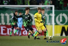 '닥공' 전북, 후반에만 3골 넣으며 가시와전 역전승
