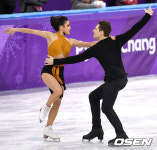 [사진]사라 후르타도-키릴 카리아빈,