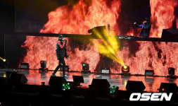 [사진]공연하는 투 체인즈