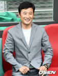 [사진]이을용 감독대행, 첫 승리라 행복해요