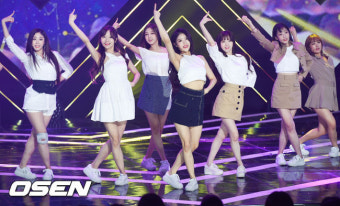 [사진]러블리즈,'러블리한 무대'