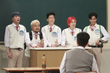 [Oh!쎈 컷] 아는형님 위너 유병재, 폰케이스 잘팔려..어깨 힘 들어갔다