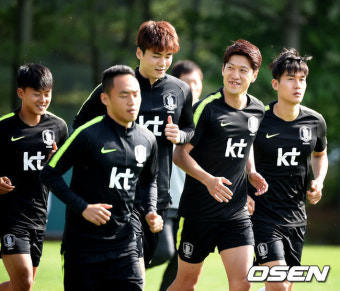 기성용·이승우·포백...한국-온두라스, 관심 키워드