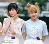 [사진]버스터즈 지수-민정,시크한 꽃받침