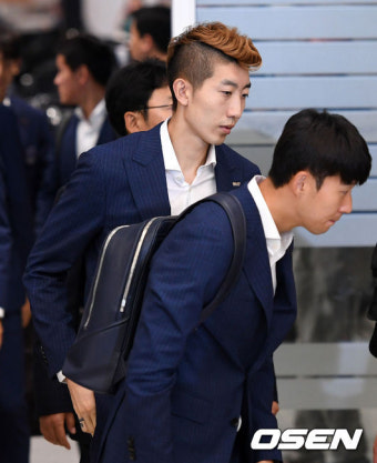 [사진]조현우,'16강 탈락 아쉬움 삼키며 귀국'