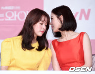 [사진]한지민-강한나,미녀들의 귓속말
