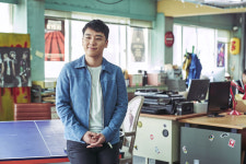 YG전자 승리·유병재부터 이재진·지누, 임직원 전격공개..10월 5일 첫방