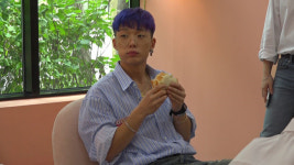 ‘미미샵’ 아이콘 바비, 제2의 적성 찾았다..탕비실 먹방요정