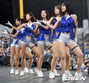 [사진]삼성 치어리더,'상큼발랄'