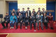 보이스2, 112의 날 맞아 경찰청장 감사패 수상…이하나 명예경찰 위촉