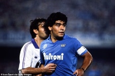 31년 전 마라도나의 나폴리 유니폼, 경매로 팔린다