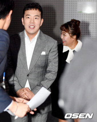 [사진]김민기, '떨리는 마음'