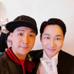 이용진, 동료 개그맨들 축하 속 결혼..이진호 사회･남희석 축사·저녁노을 축가[종합]