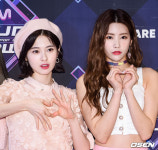 [사진]다이아 예빈-희현,하트 받으세요