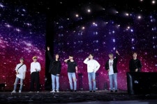 방탄소년단, 美 로즈볼 스타디움에서 투어 시작..꿈 이뤘다 6만 관객 환호 [Oh!쎈 컷]