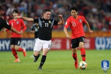 오세훈-조영욱 골 한국, 아르헨티나 2-1 잡고 조2위 16강행...일본과 격돌