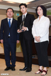 [사진]홍보대사 엑소 수호,허석 순천 시장-박정숙 총감독과 함께