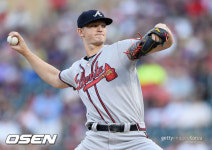 소로카, 7이닝 3실점에도 ERA 2.45 상승…더 멀어진 류현진
