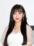 [사진]에이프릴 진솔,여성미 물씬