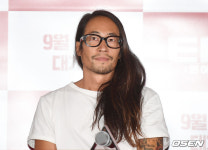 [사진]타짜 원아이드 잭으로 돌아온 류승범