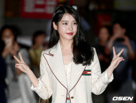 [사진]아이유,가장 아름다운 브이