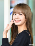 [사진]블랙핑크 리사,명품 미소