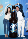 [사진]손나은-김준현,맥주 광고 함께 찍었어요