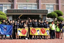 천안시청, 서초등학교 찾아 ‘등하교 지킴이’ 실시