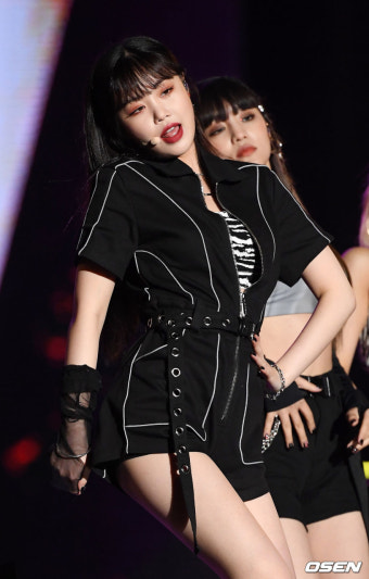 [사진](여자)아이들 수진,'더 섹시하게'