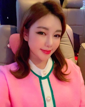 송가인, 여유 넘치는 '트로트 퀸' 자태 