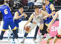 [사진]천기범,승리 가져오는 천금같은 스틸성공