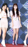 [사진]네이처 소희,홀로그램 구두가 반짝