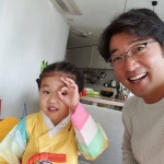안재욱, ︎최현주와 딸 세배 받고 미소 폭발 “즐거운 일만 가득하길”[SHOT!]