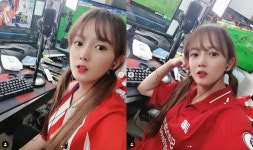 강은비, 35살 맞아? 10대 걸그룹도 울고갈 초 동안(ft.축덕홀릭) [★SHOT!]