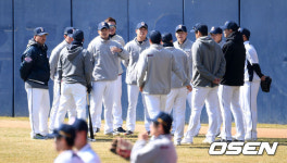 키움과 같은 비행기 귀국 두산, 1･2군도 훈련 중단 [오!쎈 현장]